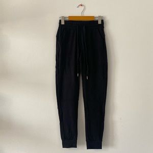 BuffBunny Joggers size SMALL